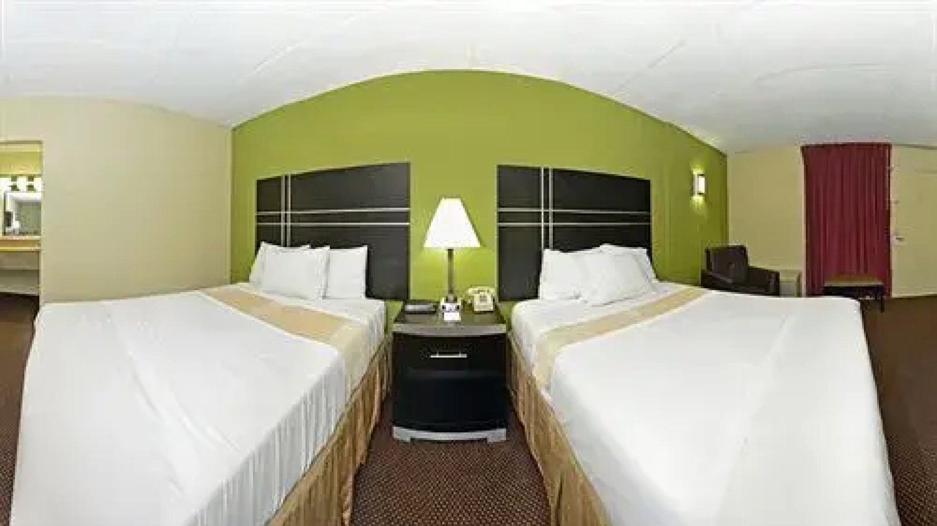 Days Inn Oil City Conference Center