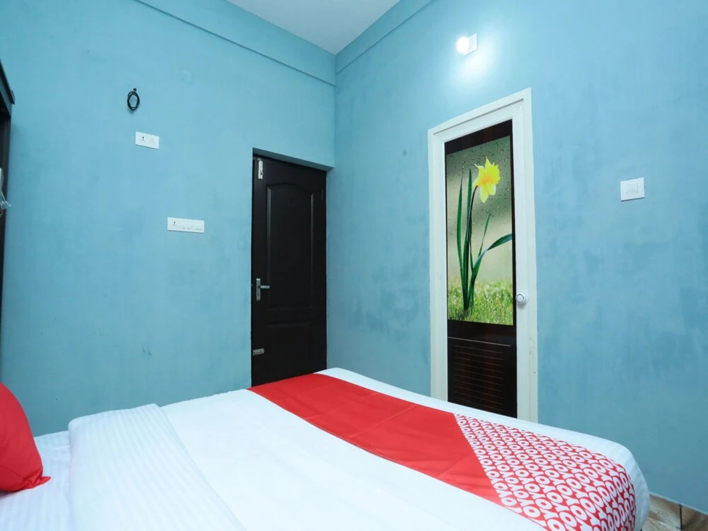 OYO 16417 Zahir Residency