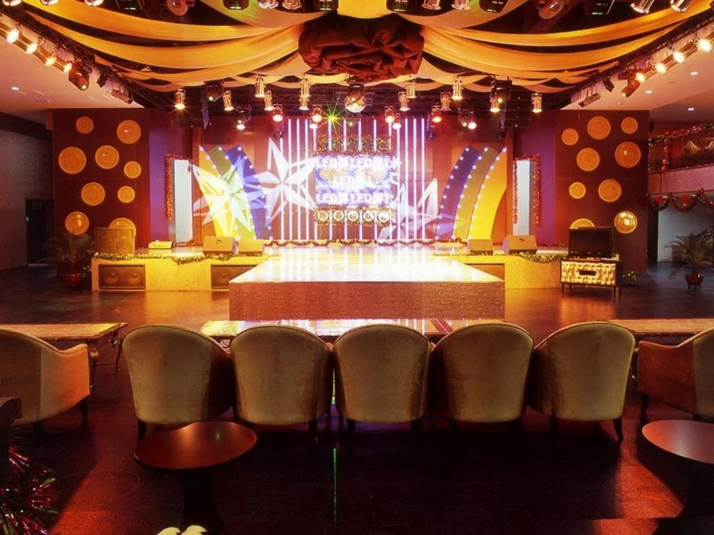 Phoenix International Hotel