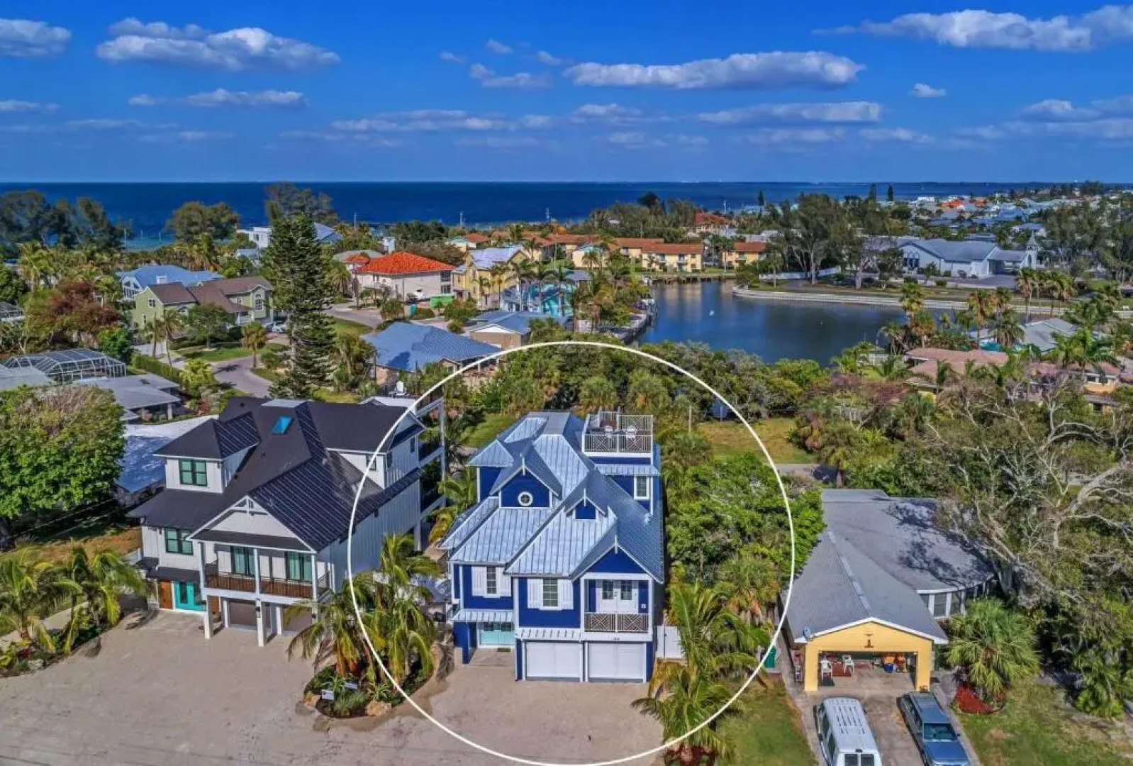 4 bed 4 and a half bath SLEEPS 10 elevator Heated Pool Spa Free WiFi boat dock