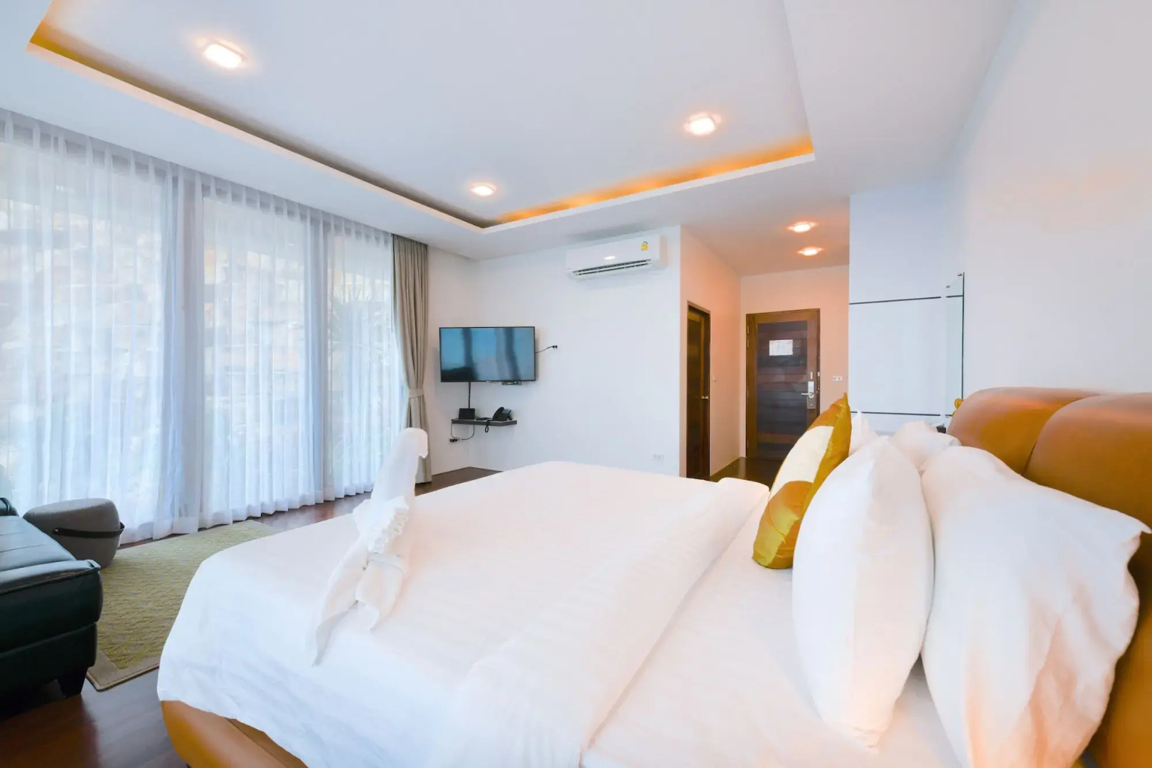 Phi Phi Mountain Beach Resort