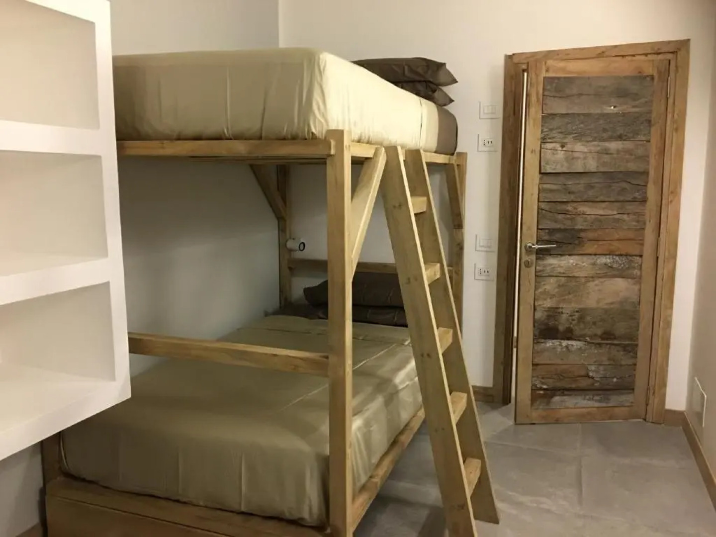 Amani Home - Moja Private Beach Suite