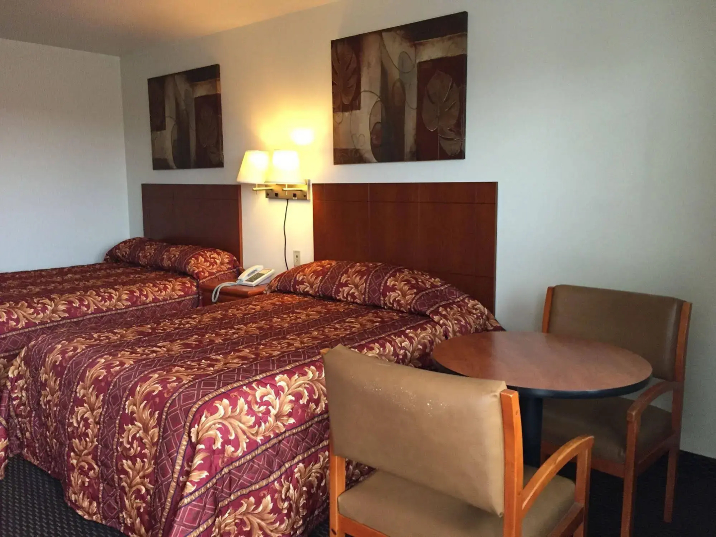 Royal Inn Motel