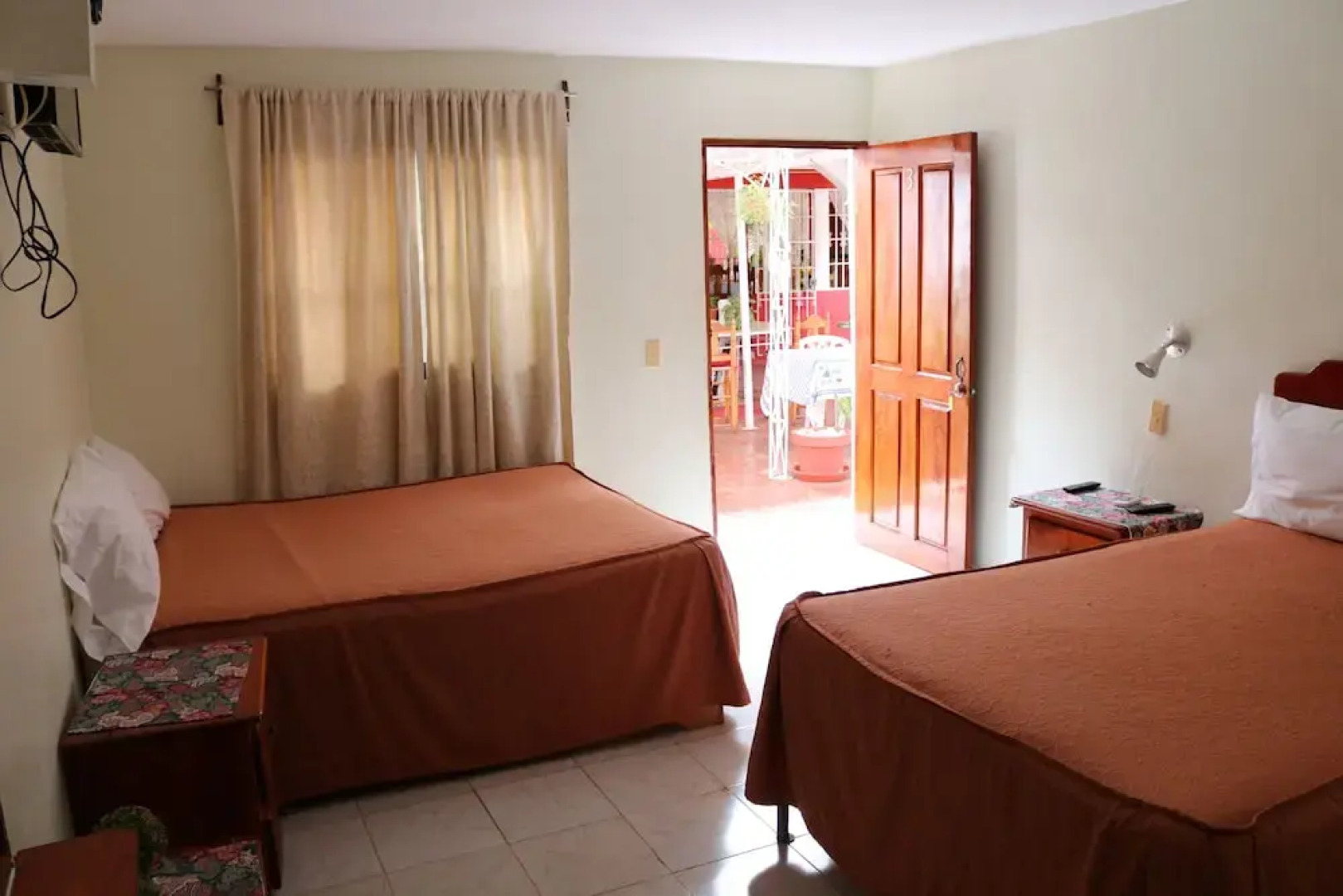 Hostal D Oleo Méndez