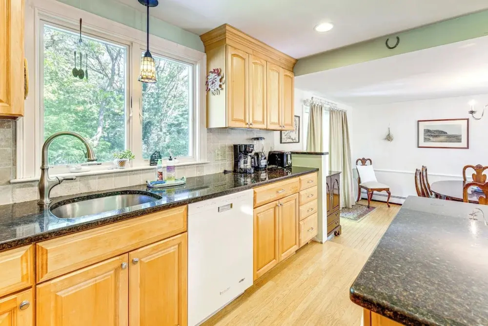 Centerville Escape w/ Pool ~ 3 Mi to Beach!
