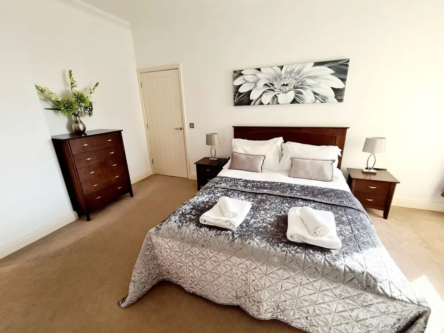 Vitamin Sea - Luxury Beach Apartment - Sleeps 4