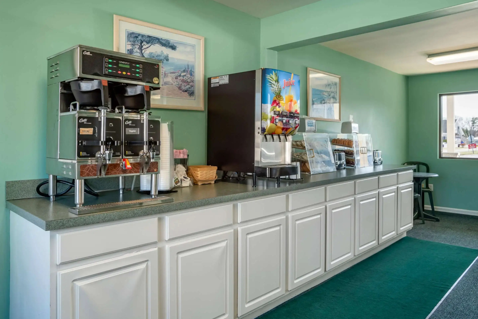 Rodeway Inn & Suites Rehoboth Beach
