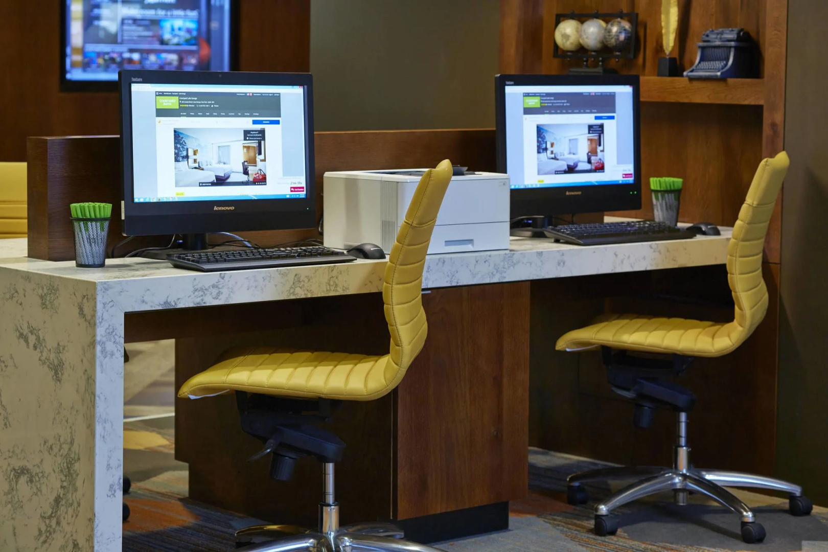 Courtyard by Marriott Lake George