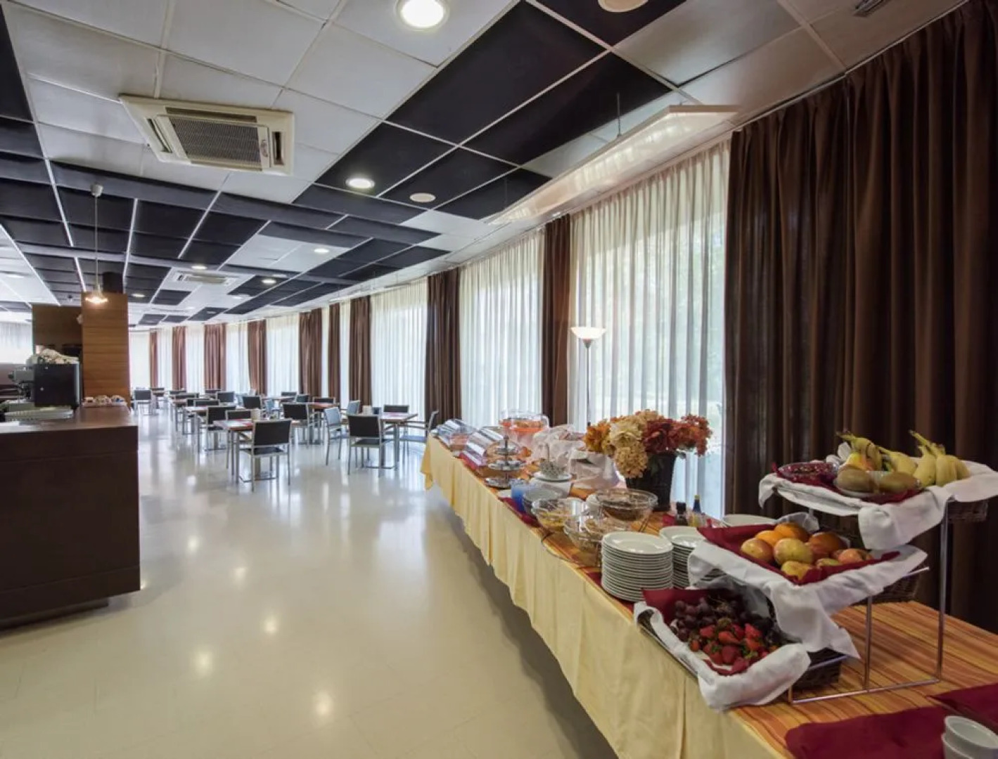 White Palace Hotel & Residence