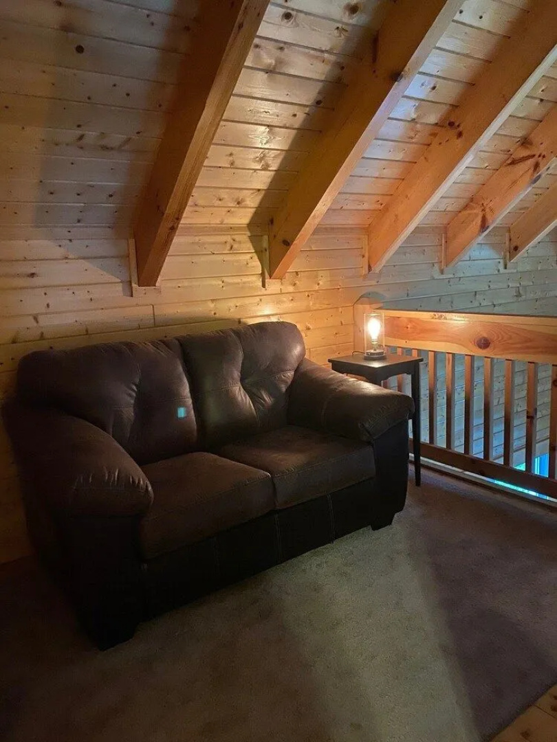 Southern Oak 2 Bedroom Cabin by Redawning