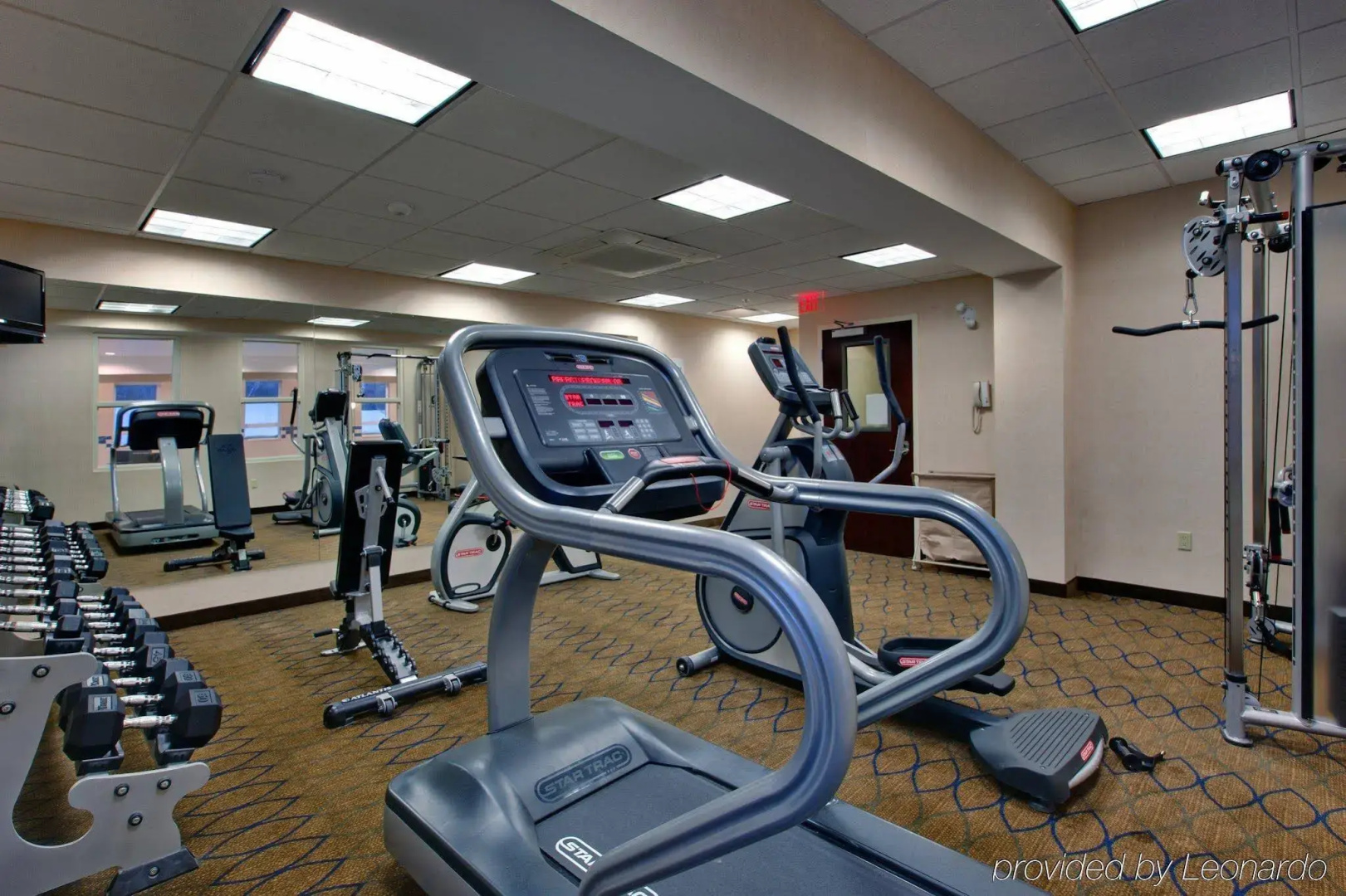 Holiday Inn Express and Suites Kincardine