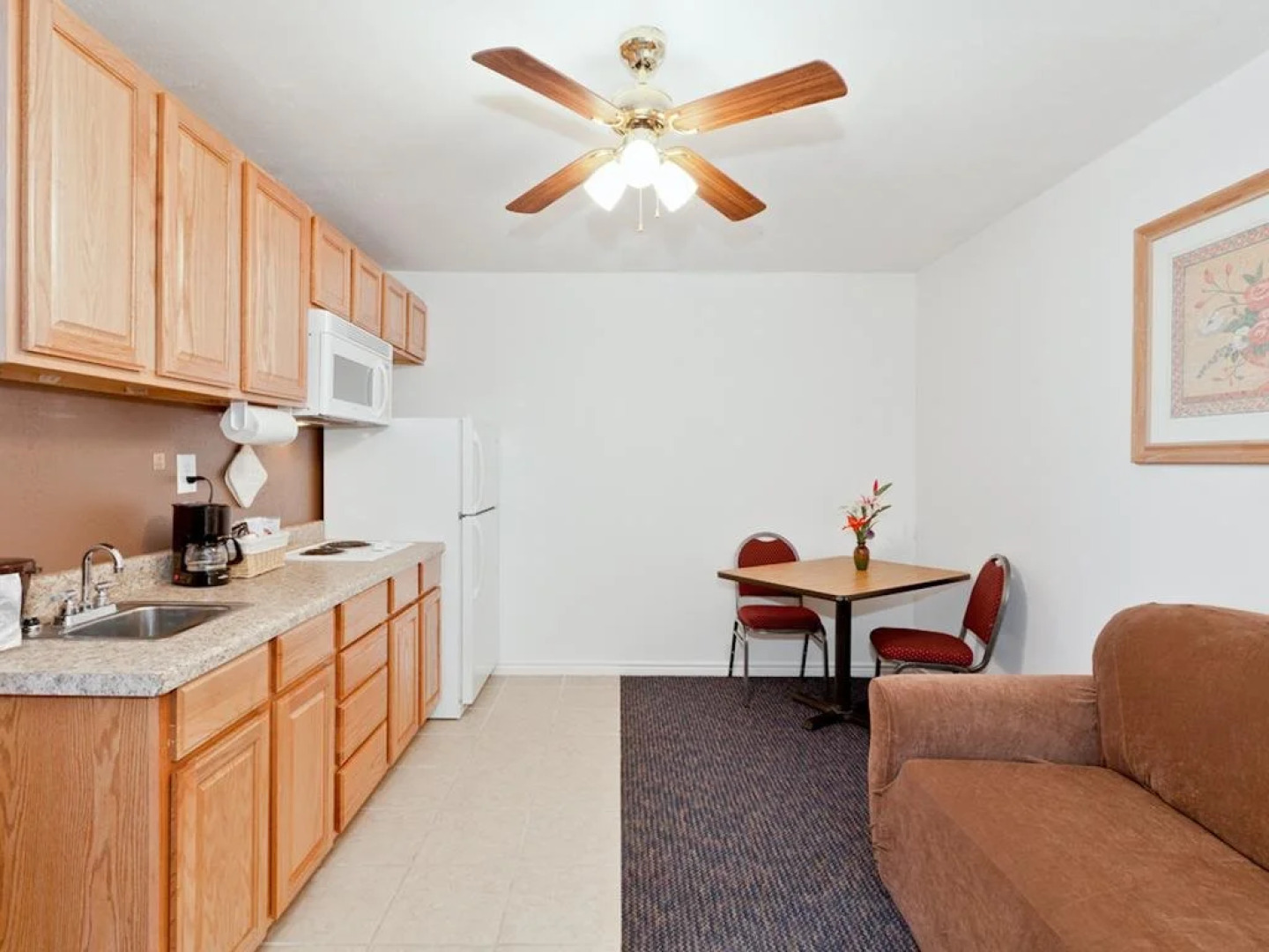 Hempstead Country Inn & Suites