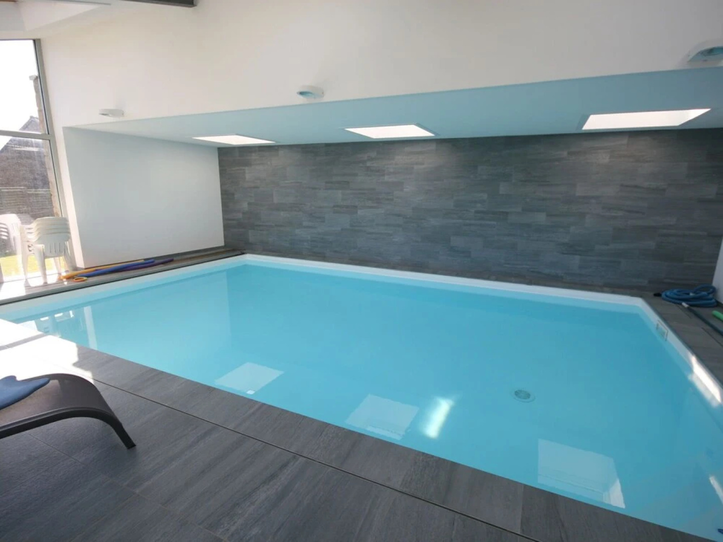 Spacious Villa With Heated Indoor Pool and Large Garden, at 8 km From the sea