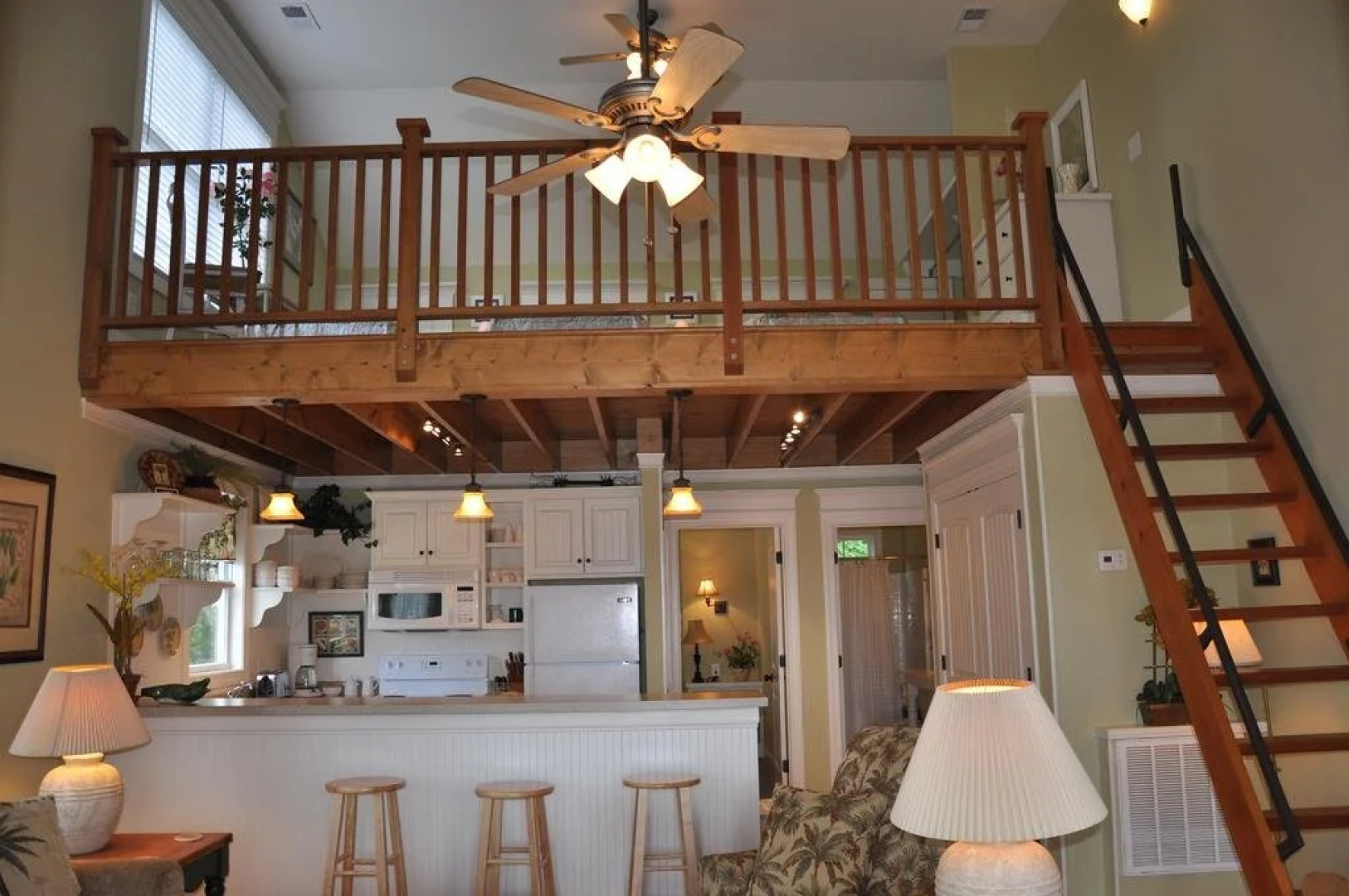 Spinner's Resort & Marina,