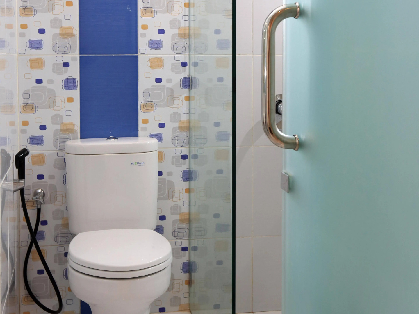 Dewarna Hotel Sutoyo