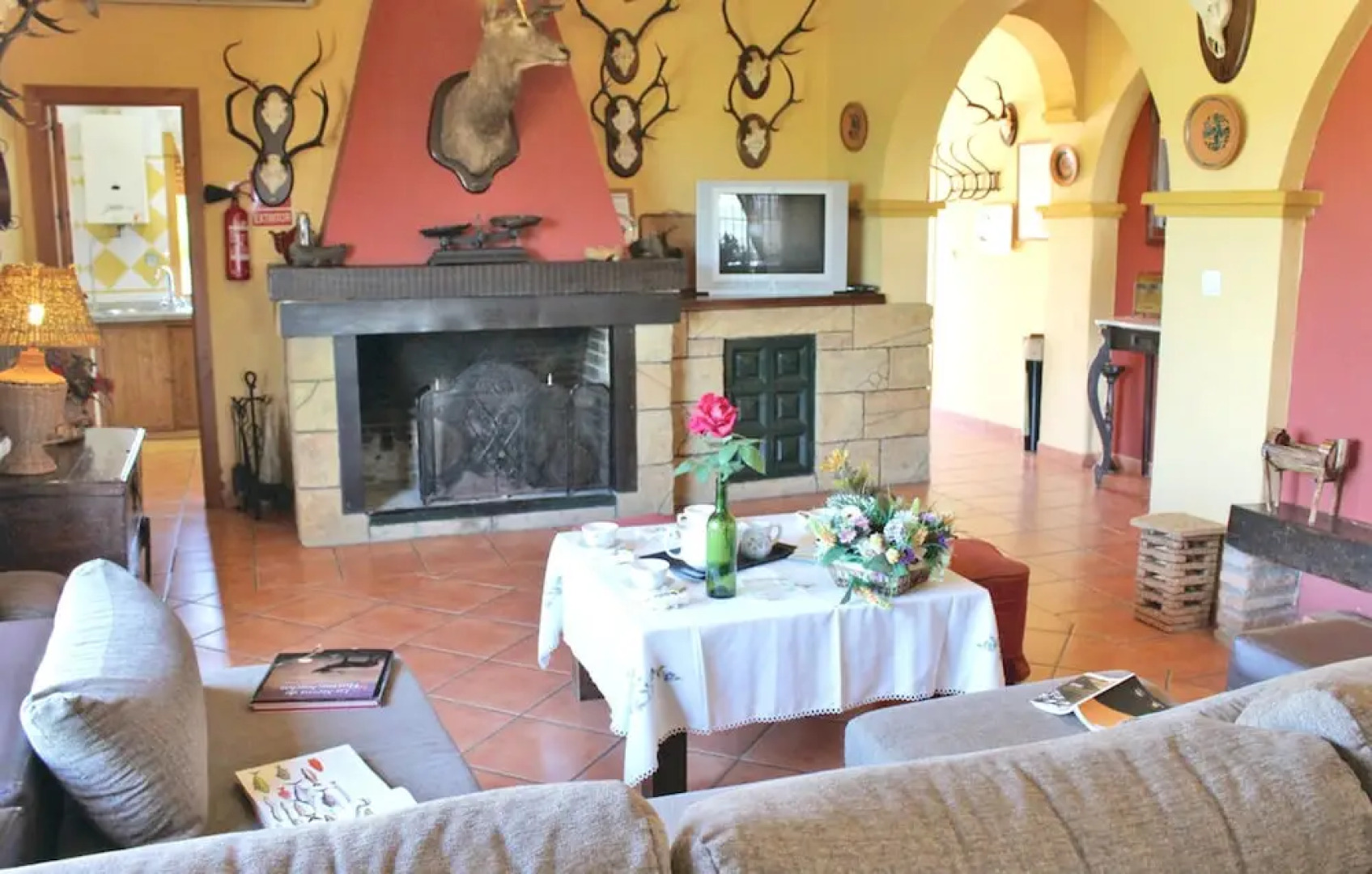 Villa With 3 Bedrooms in Hornachuelos, With Shared Pool, Enclosed Garden and Wifi