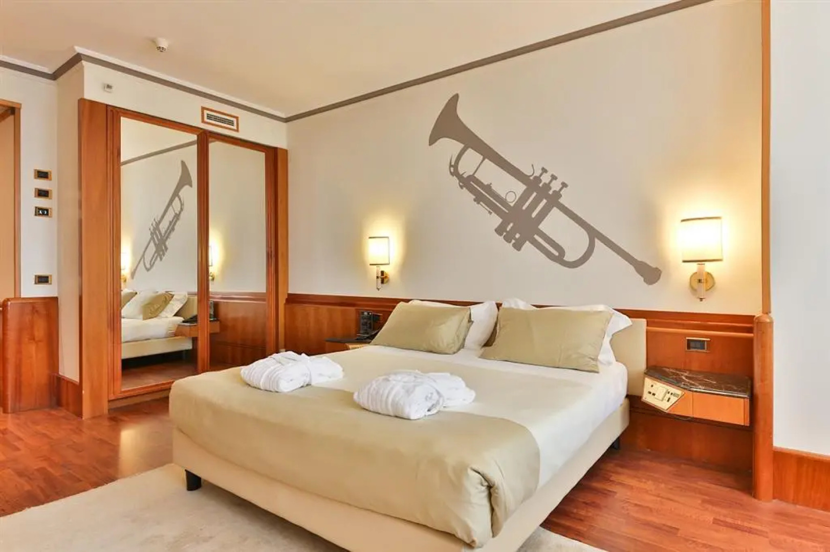 Отель Leon d'Oro