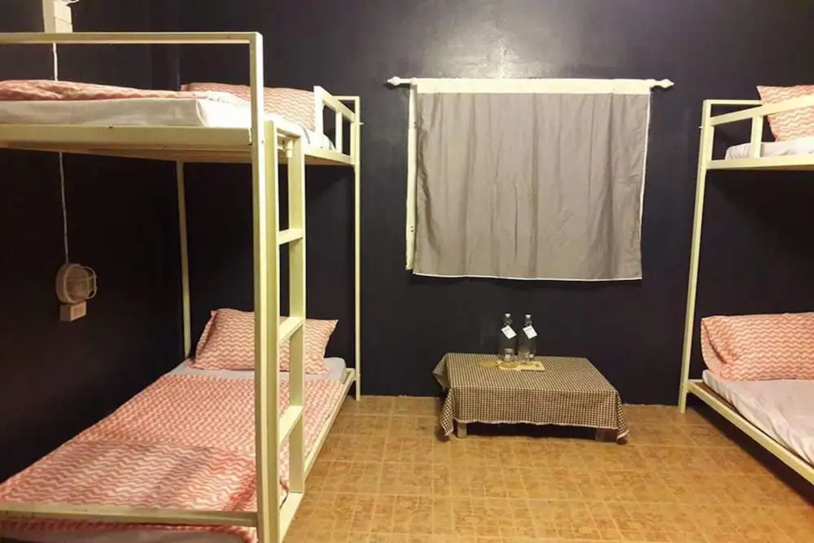 Carrot On The Moon Hostel