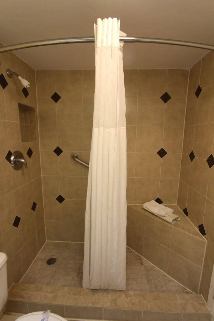 Royale Beach and Tennis Club