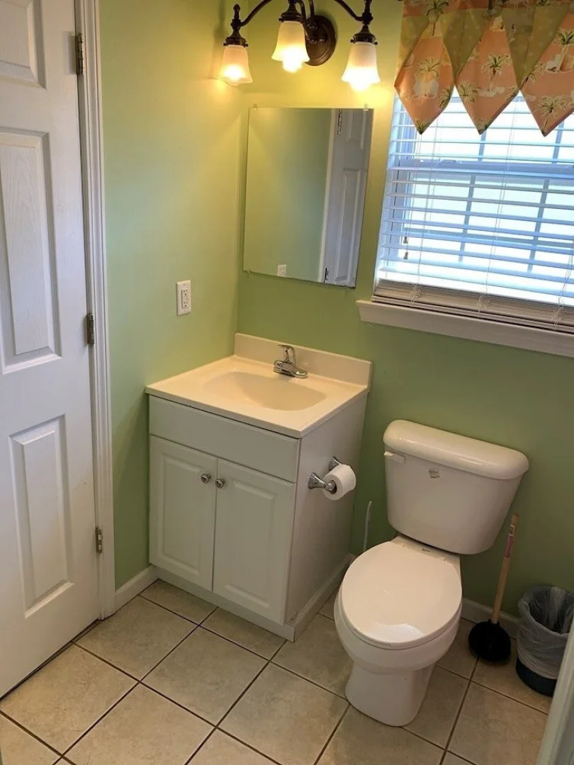 The Last Edition 5 Bedrooms 4.5 Bathrooms Home