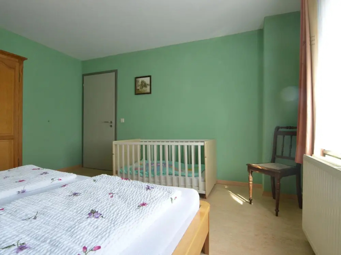 Apartment in Liege With Sauna & Hot Tub