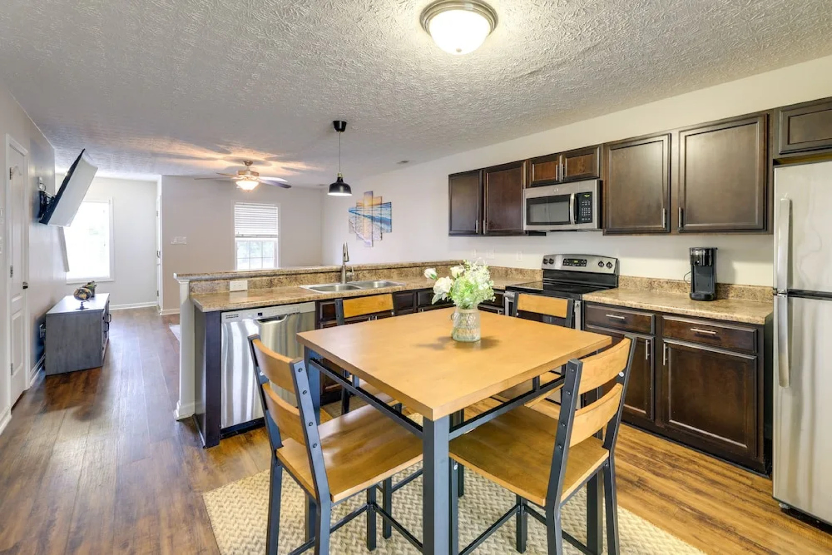 Havelock Home: Private Yard, 2 Mi to Cherry Point!