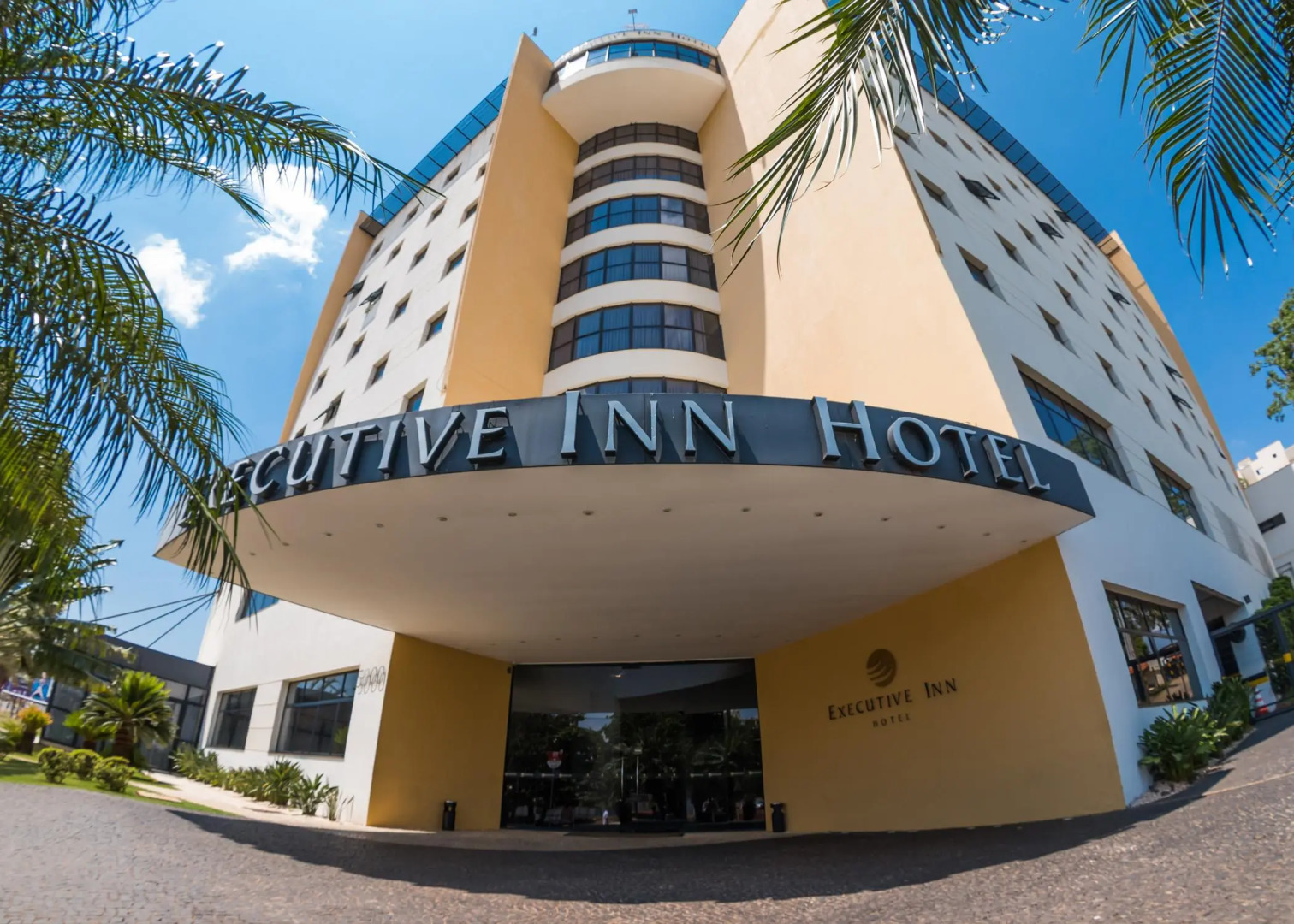 Executive Inn Hotel