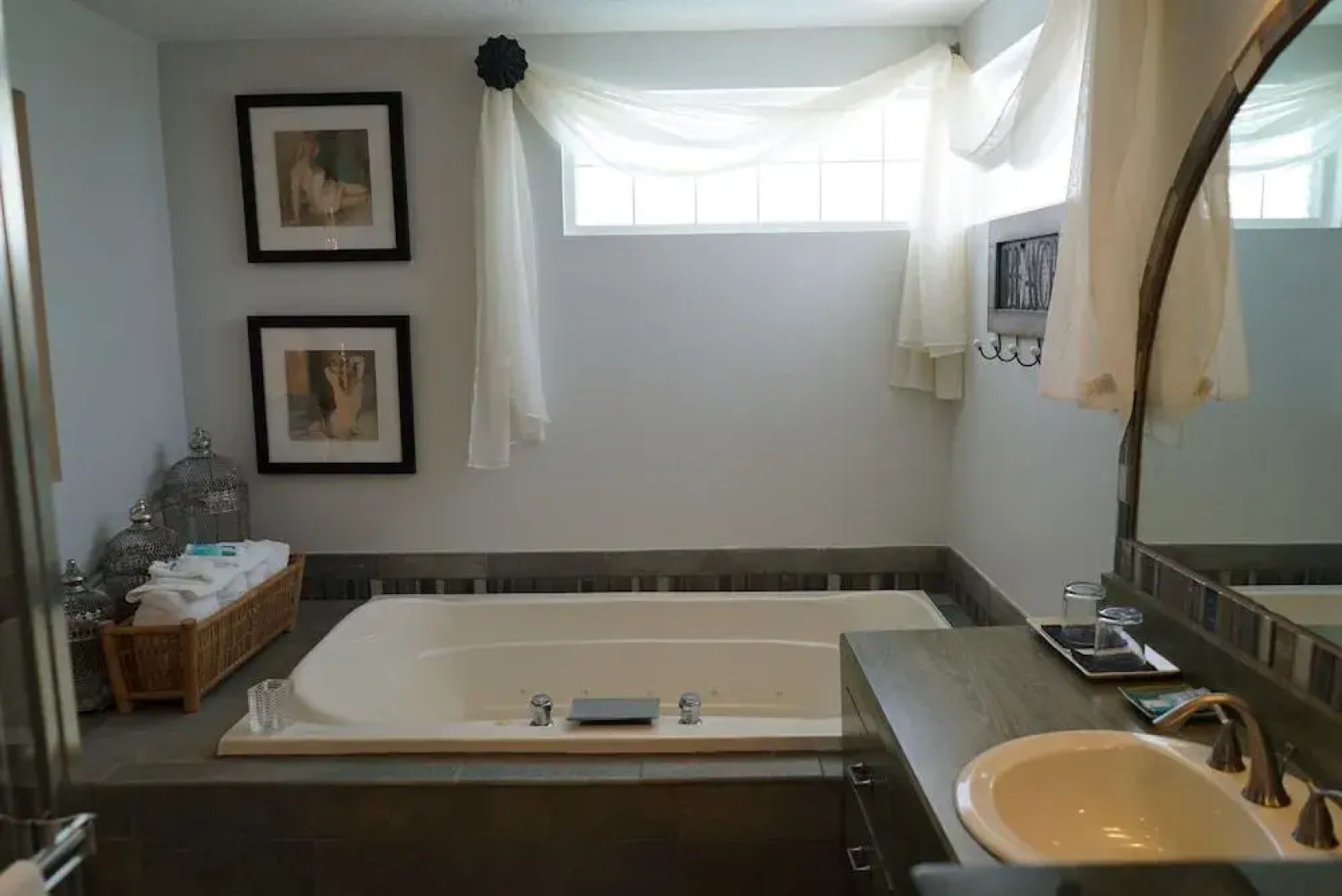 White Orchid Inn & Spa