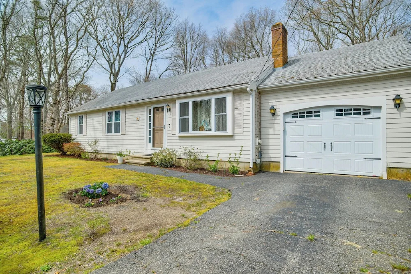 2 Mi to Covells Beach: Centerville Home w/ Deck