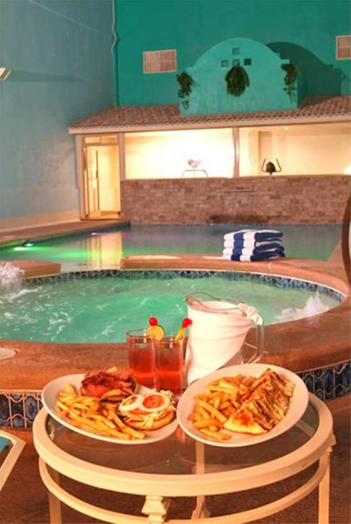 Hotel El Cason and Suites