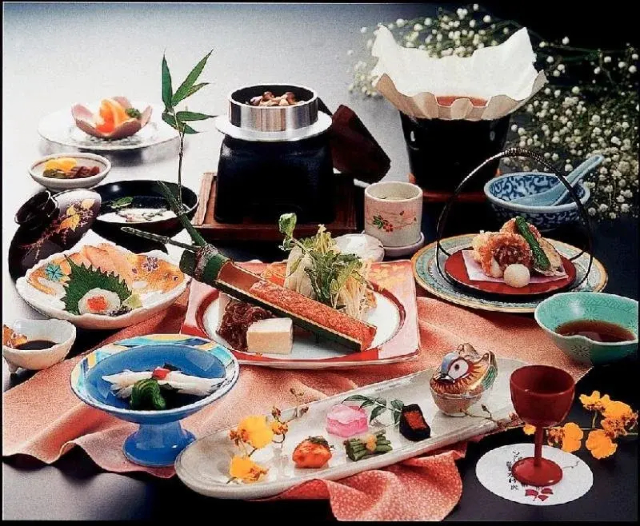 Tomata Onsen Noritake