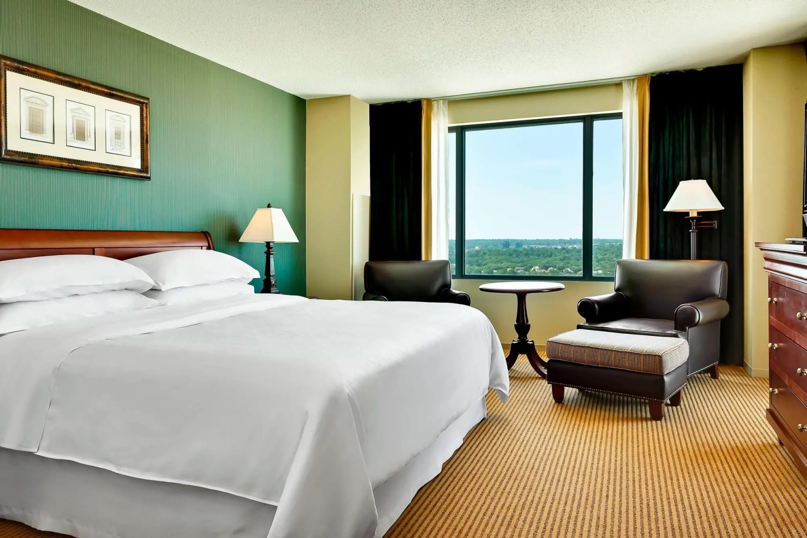 Sheraton Overland Park Hotel at the Convention Center