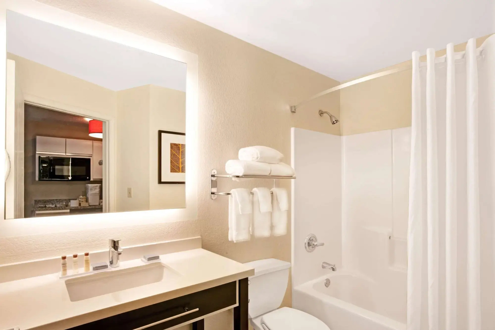 Hawthorn Suites by Wyndham Hartford Meriden