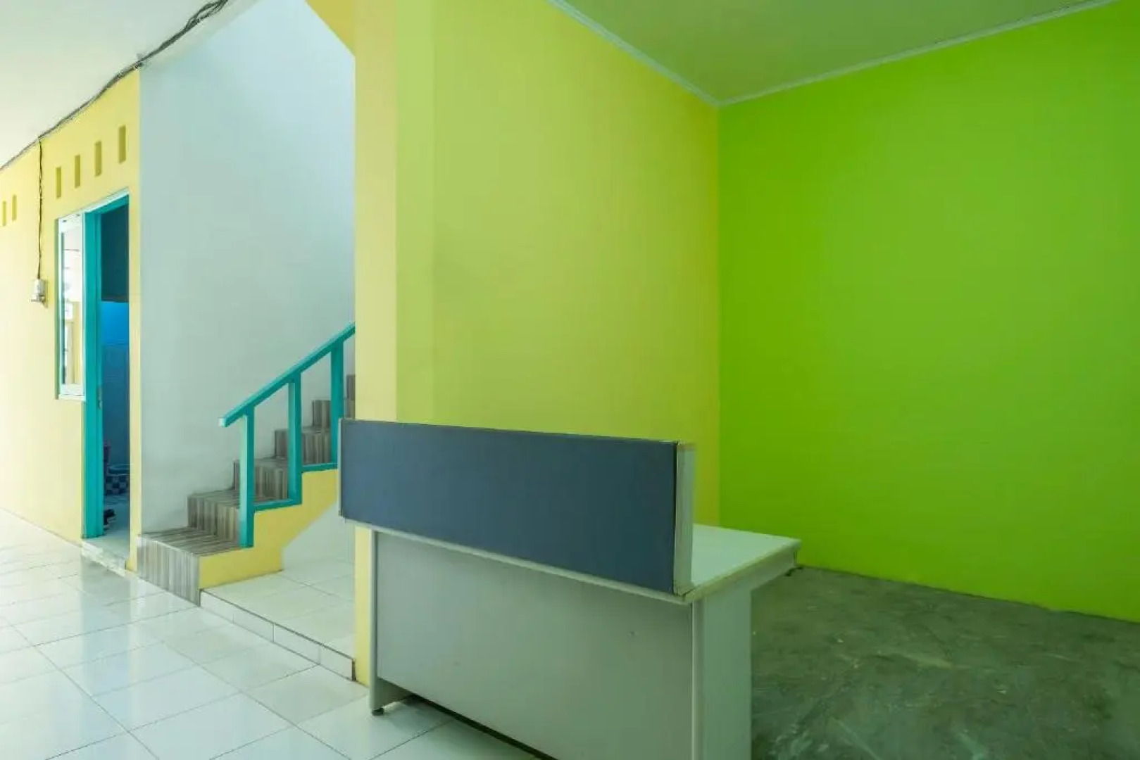 OYO Life 1889 Mbuahpage