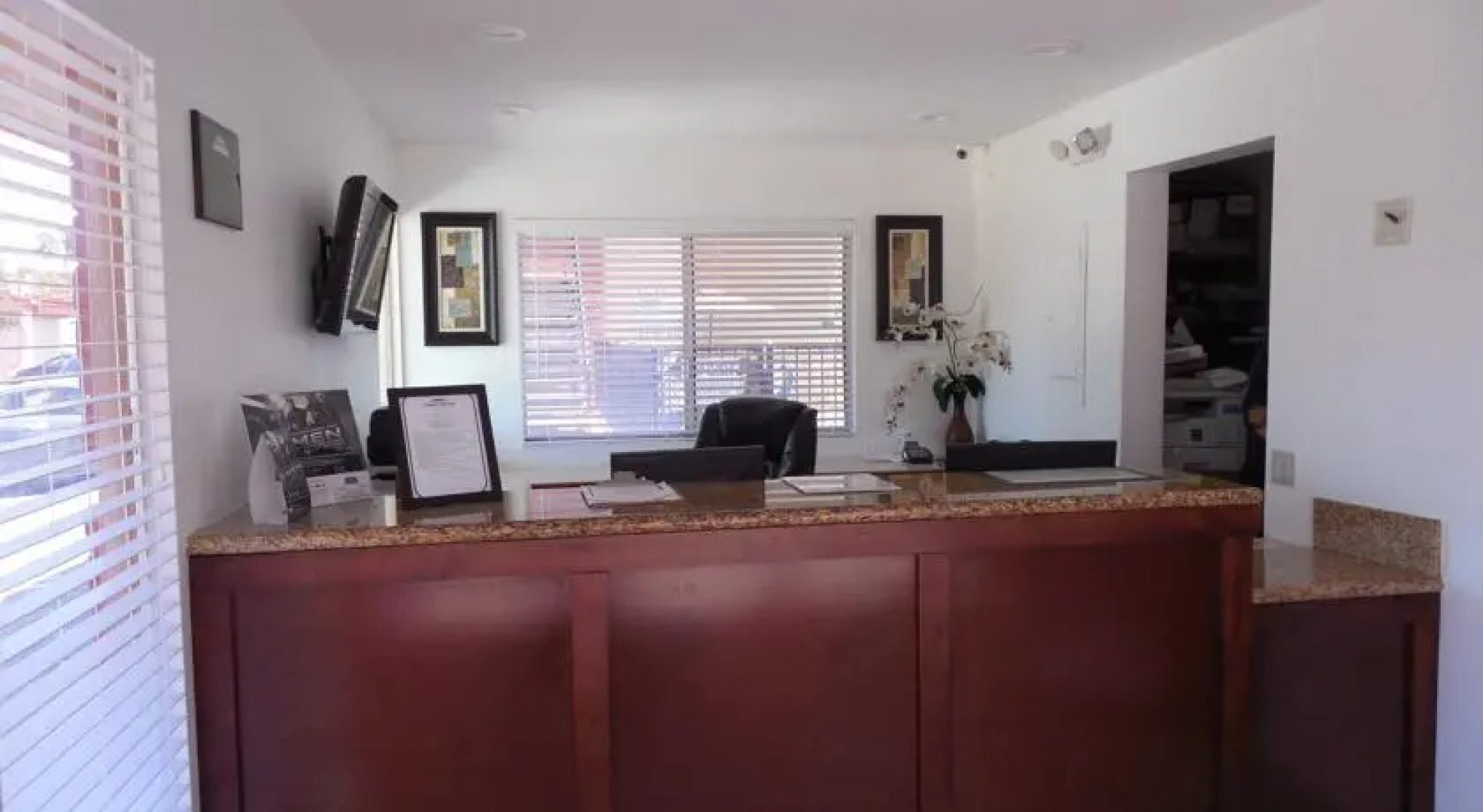 Traveler Inn & Suites San Diego South Bay