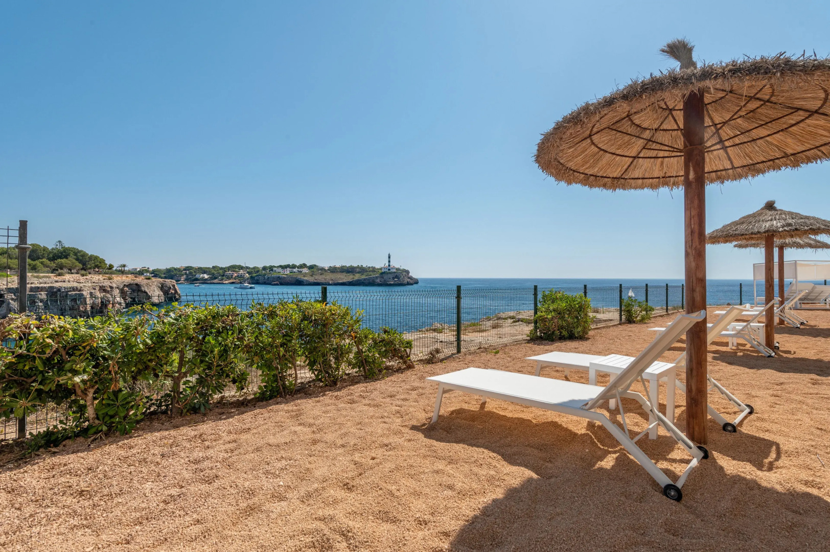 Orange Colom Seaside Apartments