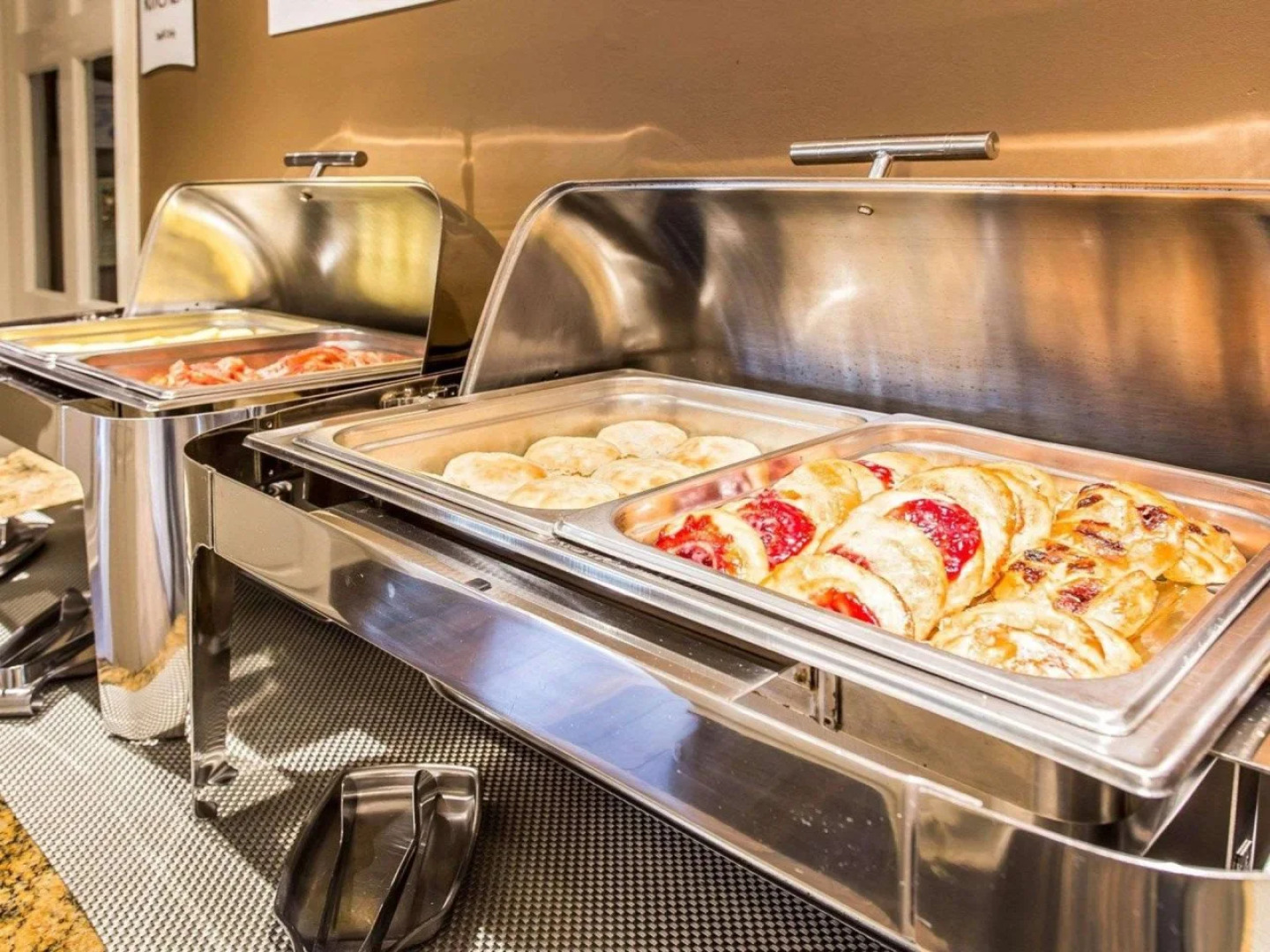 Quality Suites Atlanta Buckhead Village North