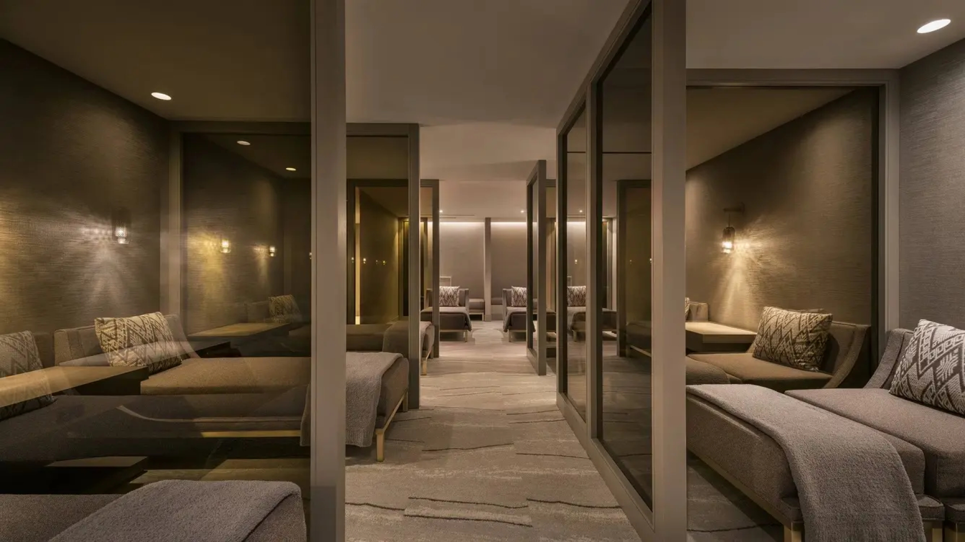 The Canyon Suites at The Phoenician, Luxury Collection