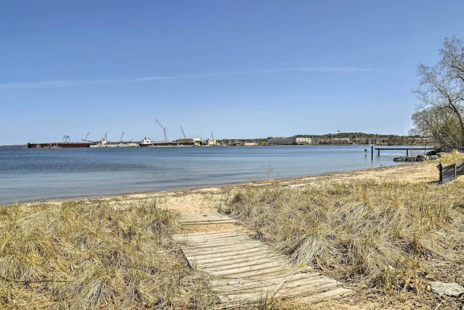 Modern Sturgeon Bay Home by Potawatomi State Park!