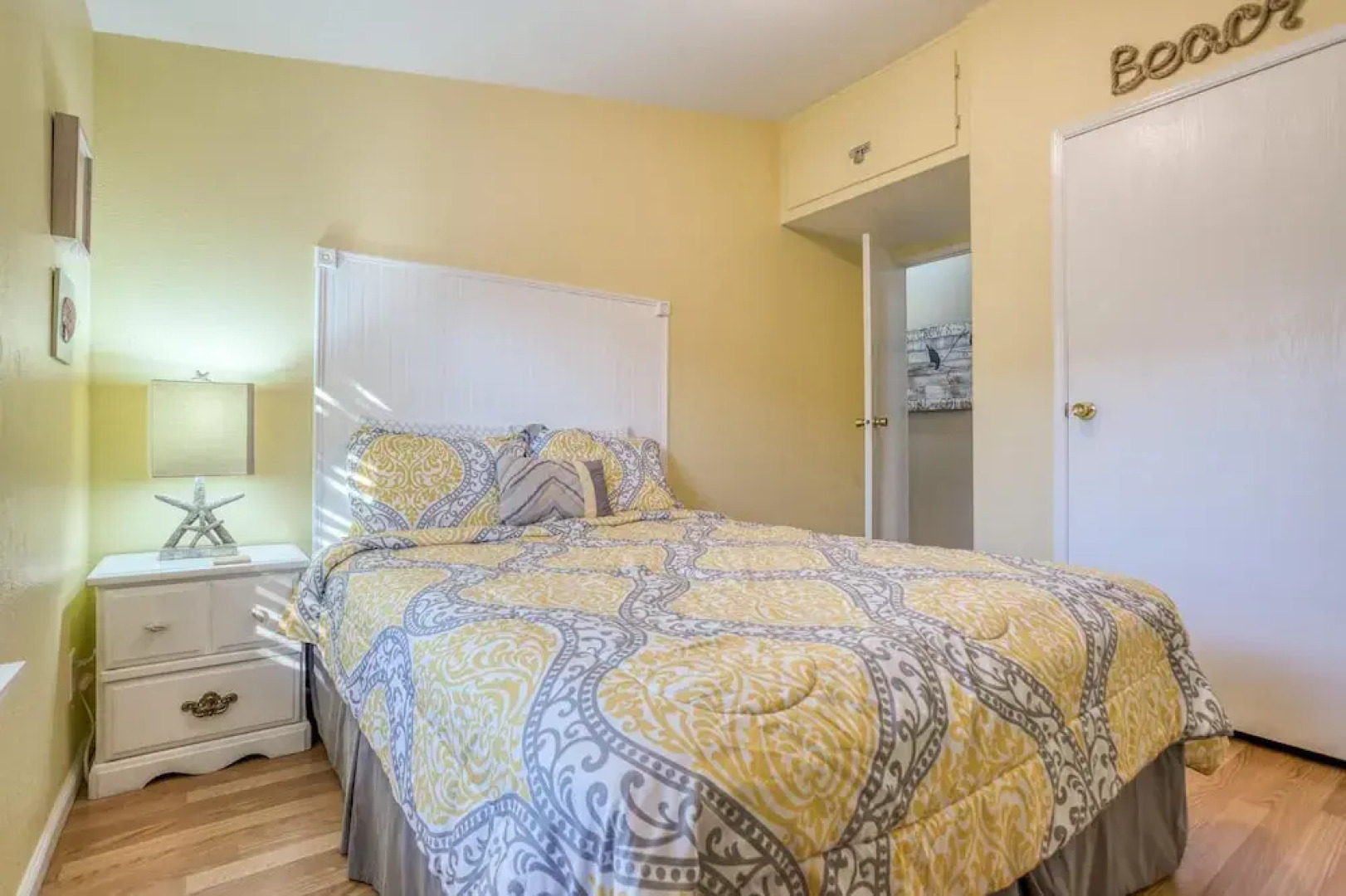 Crow's Coastal Cottage