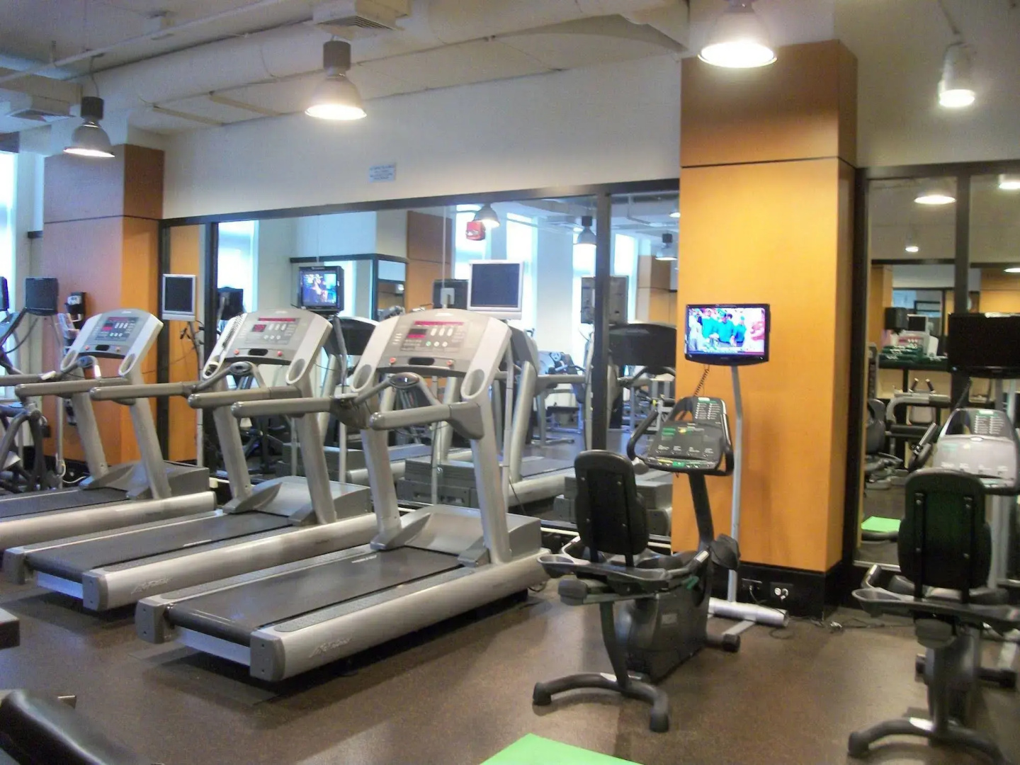 Executive Suites Plus