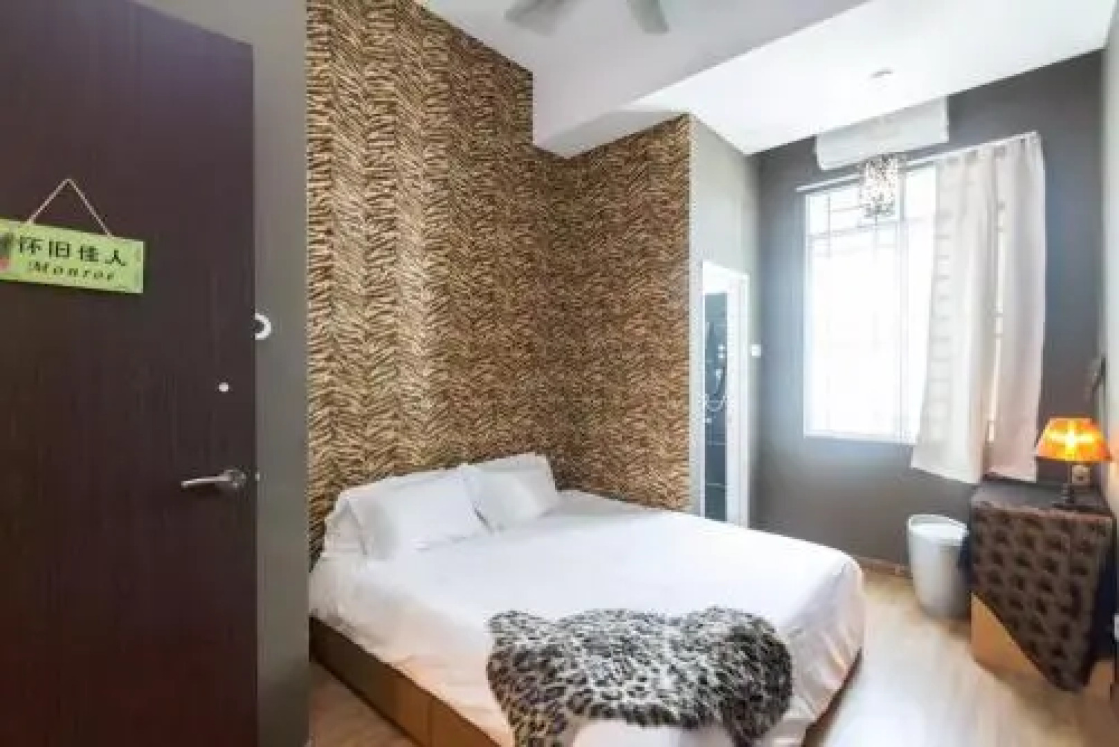 Easy Life Guest House