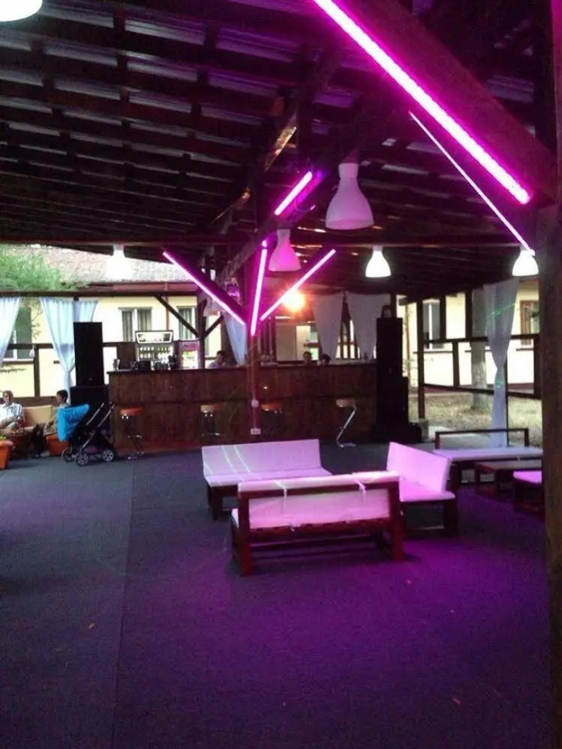 Forest Mirage Pension