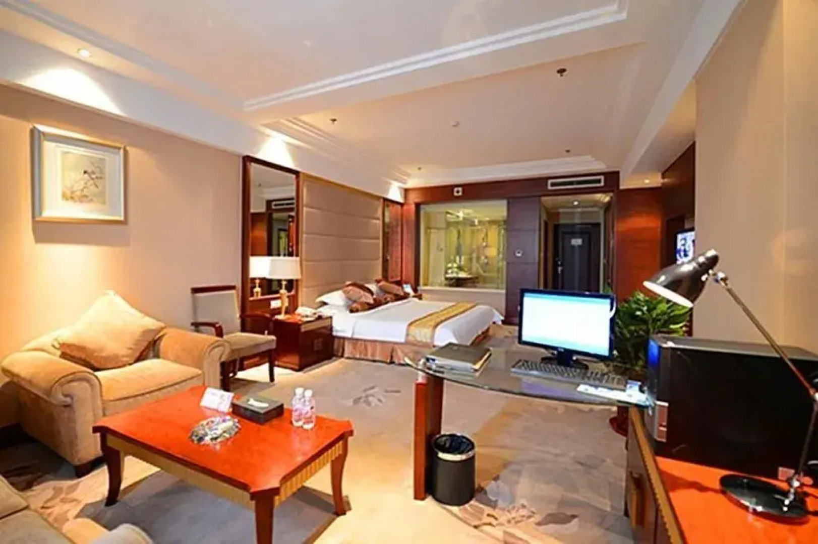 Changsheng International Hotel