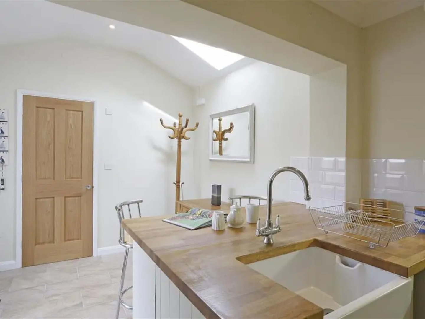 Modern Holiday Home in Reydon With Garden