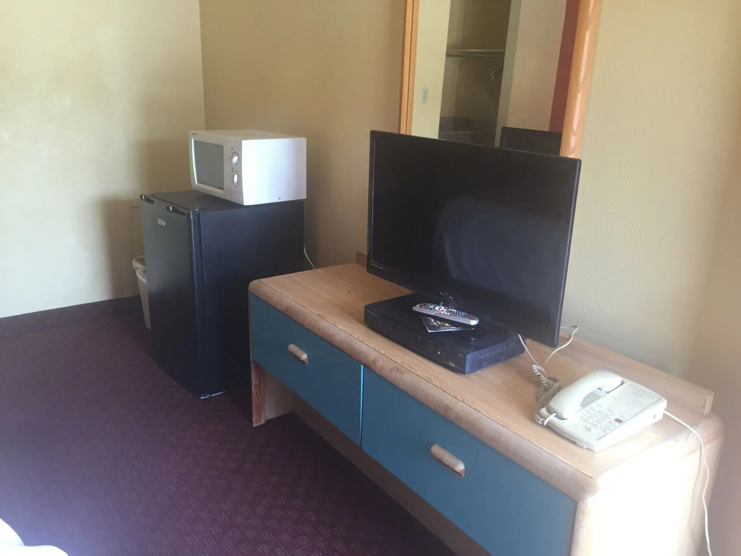 Economy Inn