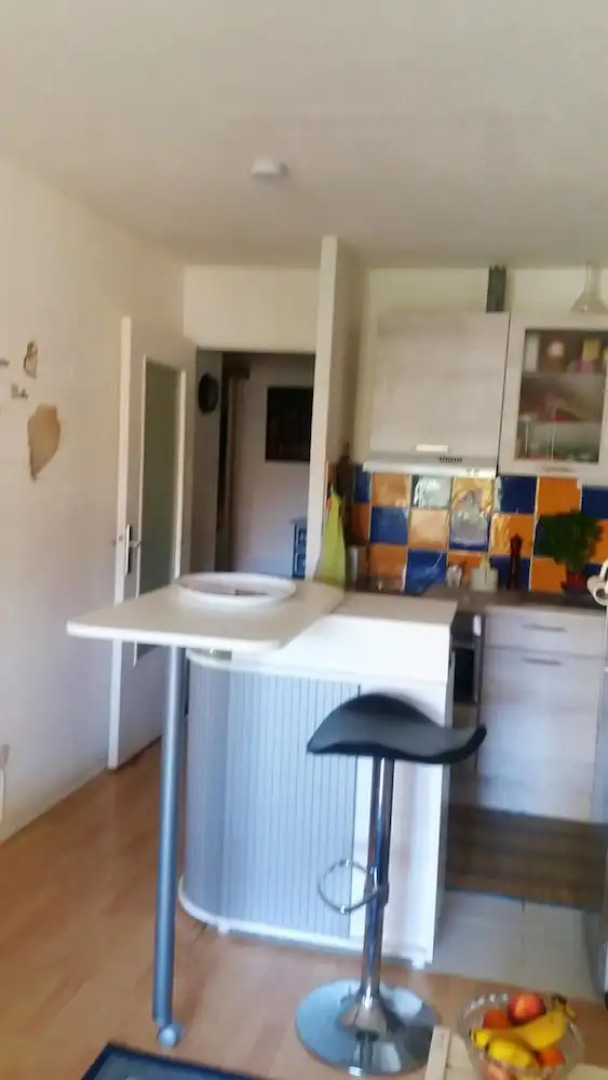 Studio in Bandol, With Furnished Terrace - 300 m From the Beach