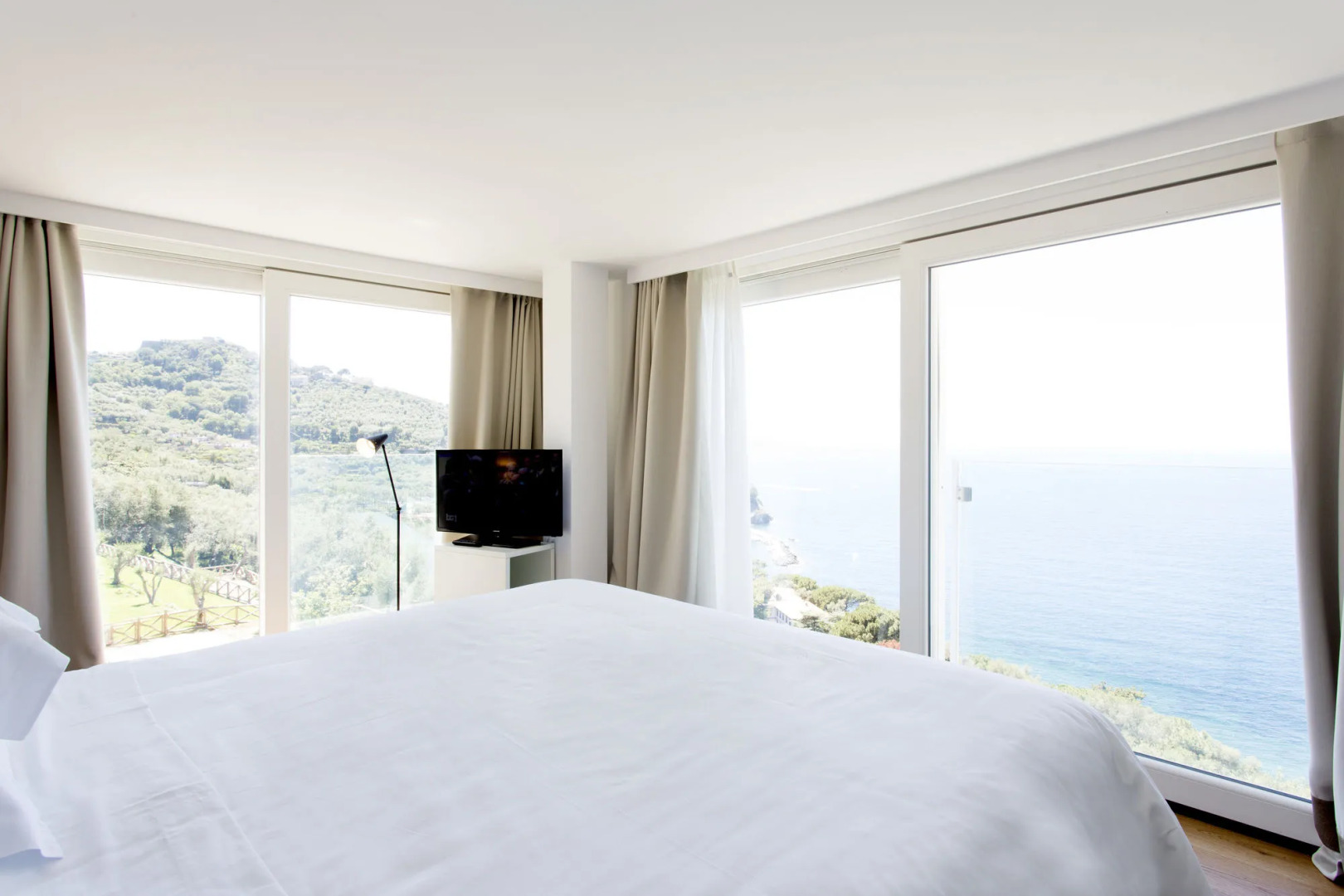 Villa Fiorella Art Hotel