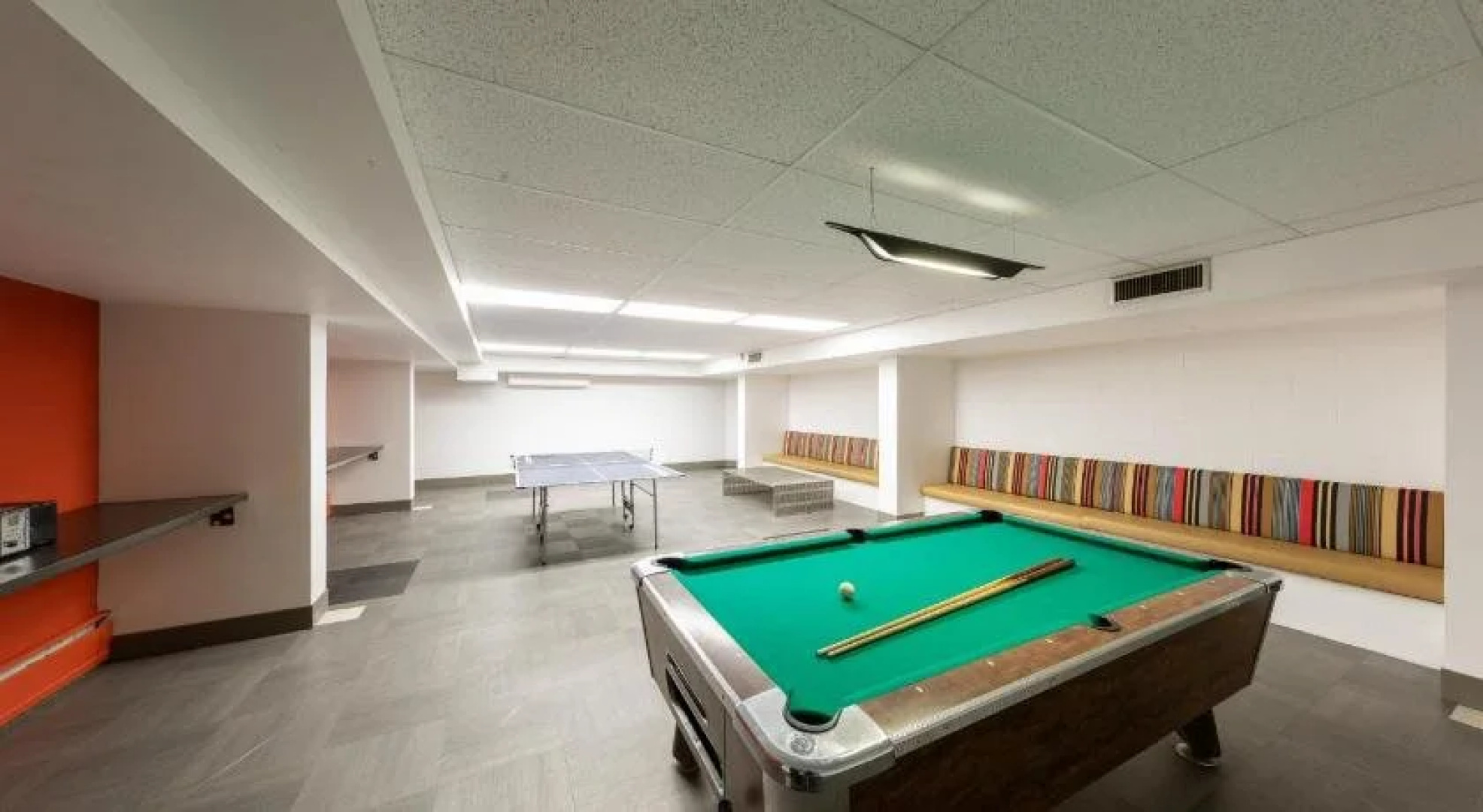 HI Edmonton - Hostel