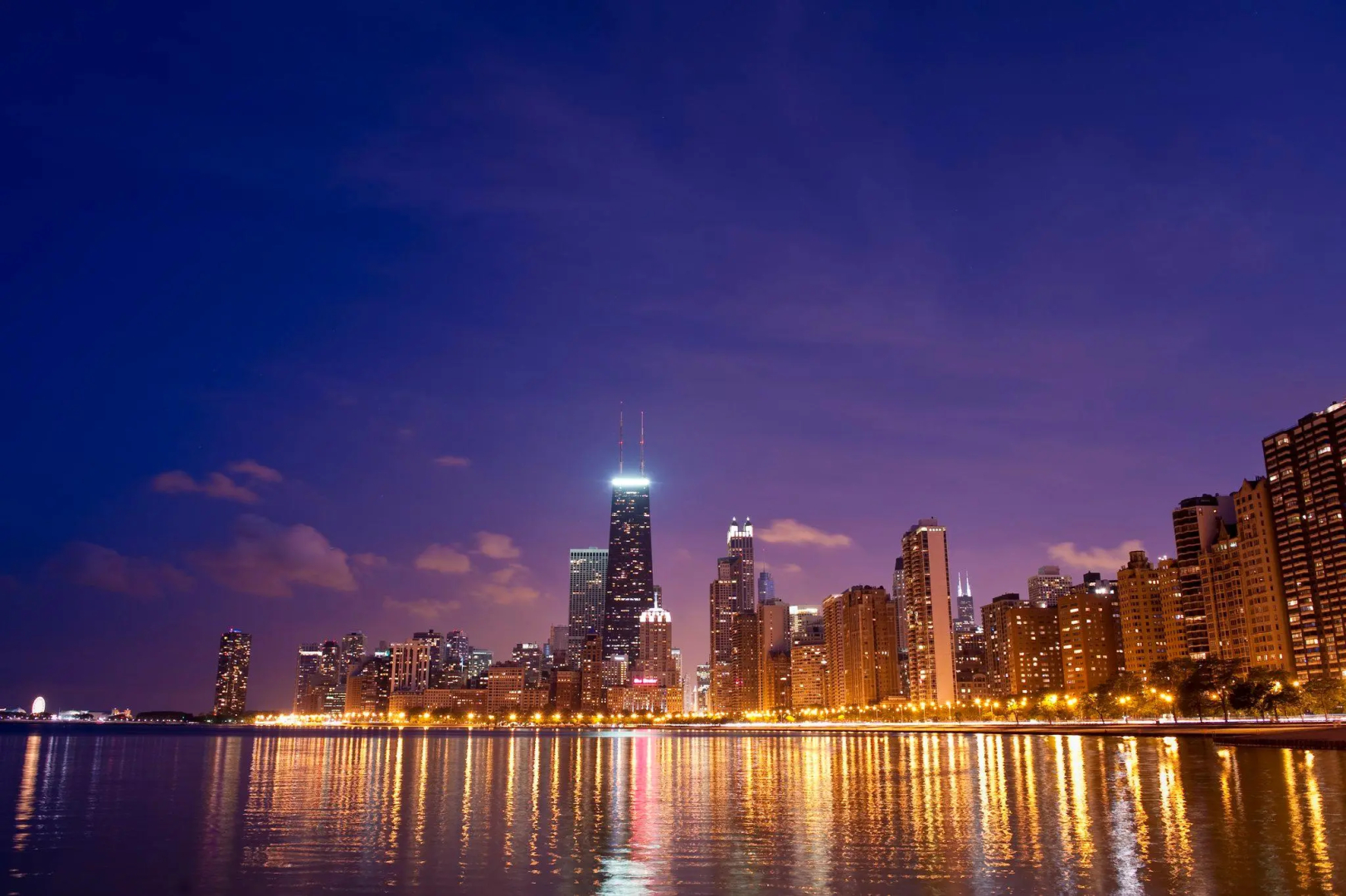 Holiday Inn & Suites Chicago - Downtown by IHG